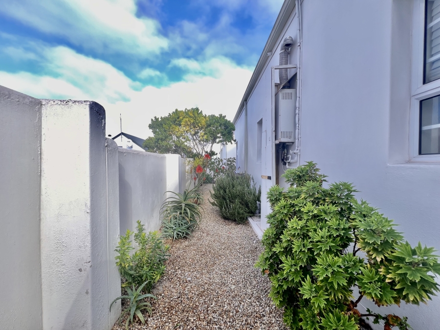 4 Bedroom Property for Sale in The Cove Western Cape